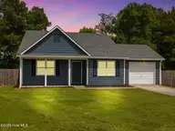 625 S Hampton Drive, Jacksonville, NC 28546 — 3-bedroom home in Cottage Cove, Jacksonville, NC, photo 1 of 50: Twilight Photo