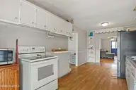 201 Blueberry Lane, New Bern, NC 28560 — 2-bedroom home, New Bern, NC, photo 7 of 31: DSC_1908