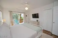 101 Shipwreck Lane E, Emerald Isle, NC 28594 — 3-bedroom waterfront townhome in Spinnakers Reach, Emerald Isle, NC, photo 21 of 38: Primary Bedroom
