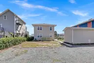 1008 Ocean Boulevard, Topsail Beach, NC 28445 — 8-bedroom waterfront home in New Topsail Beach, Topsail Beach, NC, photo 4 of 51: zTKV54_w