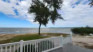 197 Pamlico Parkway, Beaufort, NC 28516 — 3-bedroom waterfront home in Sportsman Village, Beaufort, NC, photo 11 of 77