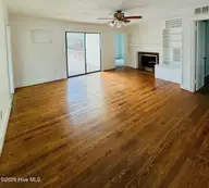 1605 Edgewood Drive, Elizabeth City, NC 27909 — 4-bedroom home in Edgewood, Elizabeth City, NC, photo 5 of 32: Living room