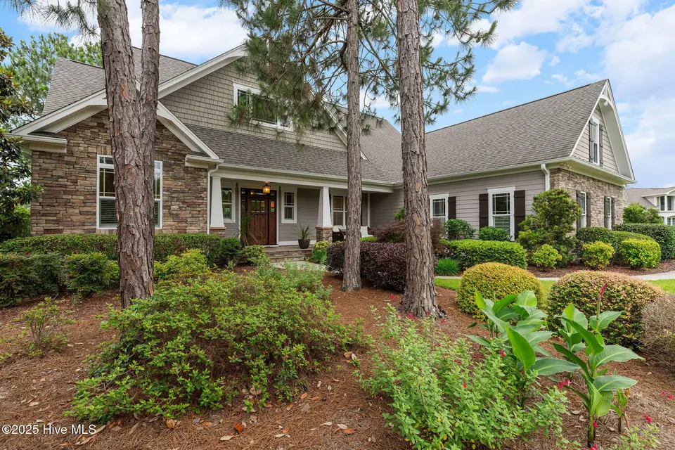 2584 Parkridge Drive, Southport, NC 28461 — 4-bedroom home in St James, Southport, NC, photo 1 of 75: 2584ParkridgeDr-38