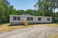 358 Mallard Roost Drive, Burgaw, NC 28425 — 3-bedroom manufactured home, Burgaw, NC, photo 4 of 42