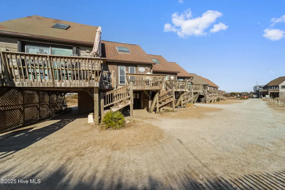 886 New River Inlet Road 51, North Topsail Beach, NC 28460 — 2-bedroom waterfront townhome in Topsail Villas, North Topsail Beach, NC, photo 1 of 54: DSC09861