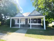 301 S Wilson Street, Fremont, NC 27830 — 1-bedroom home, Fremont, NC, photo 2 of 40: IMG_1591