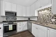 4304 Maidstone Drive, Wilmington, NC 28405 — 3-bedroom home in Northchase, Wilmington, NC, photo 12 of 50: 4304MaidstoneDrive-23