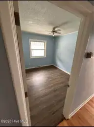 109 Broadview Lane, Hampstead, NC 28443 — 3-bedroom waterfront home in Hampstead On the Sound, Hampstead, NC, photo 13 of 22: Bedroom up