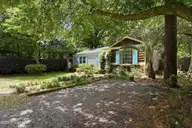 902 Bryan Avenue, Wilmington, NC 28403 — 3-bedroom home in Highwood Park, Wilmington, NC, photo 2 of 36: 2-web-or-mls-dsc08711