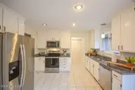 6 Spruce Lane, Pinehurst, NC 28374 — 3-bedroom home in Unit 12, Pinehurst, NC, photo 18 of 56: 6Spruce-41