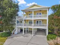 107 SE 69th Street, Oak Island, NC 28465 — 4-bedroom home, Oak Island, NC, photo 4 of 75