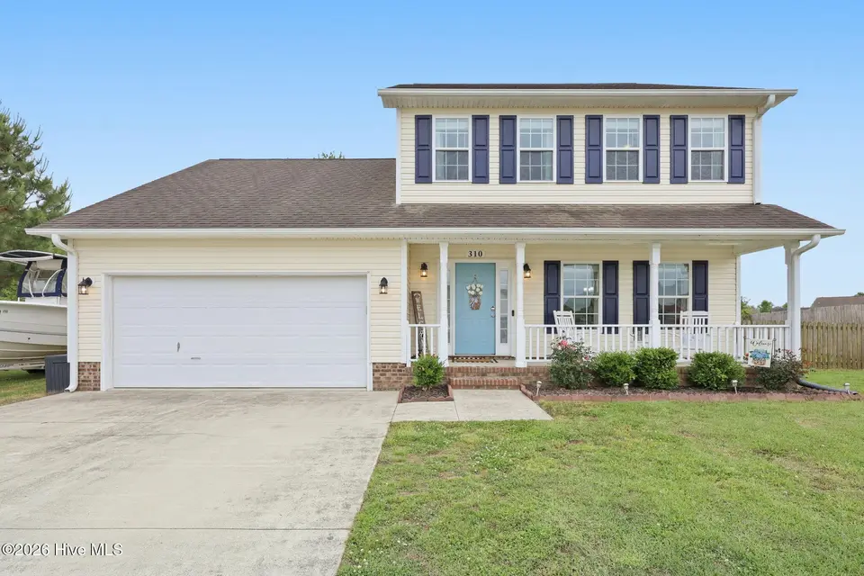 310 Combine Court, Richlands, NC 28574 — 3-bedroom home in Hill Farms, Richlands, NC, photo 1 of 53: 14-web-or-mls-310 Combine Ct. 104