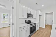 406 Alice Lane, Burgaw, NC 28425 — 3-bedroom home in Pike Landing, Burgaw, NC, photo 12 of 27