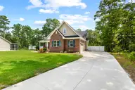 605 Gena Vee Court, Stella, NC 28582 — 4-bedroom home in Forest Ridge, Stella, NC, photo 4 of 54