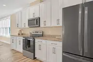 3506 E Oak Island Drive, Oak Island, NC 28465 — 3-bedroom home in Tranquil Harbor, Oak Island, NC, photo 24 of 55: 3506 E Oak Island Dr (24)