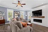 205 Bangor Court, Hubert, NC 28539 — 3-bedroom home in Kingsbridge II, Hubert, NC, photo 7 of 33
