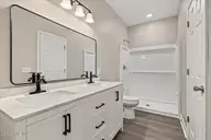 1005 Queen Street, Wilmington, NC 28401 — 3-bedroom waterfront home in Downtown, Wilmington, NC, photo 11 of 52: 34-IMG_0299