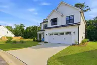 165 Tilloo Cut Way, Hampstead, NC 28443 — 4-bedroom home in Sanctuary at Forest Sound, Hampstead, NC, photo 4 of 48