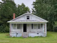 730 Temples Point Road, Havelock, NC 28532 — 2-bedroom home, Havelock, NC, photo 2 of 9: 730 Temples Point Rd