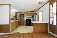 165 High School Road, Vanceboro, NC 28586 — 3-bedroom manufactured home, Vanceboro, NC, photo 11 of 40: 165 High School Road