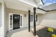 117 N Rabbit Run Drive, Smithfield, NC 27577 — 3-bedroom home, Smithfield, NC, photo 6 of 35: 06-117 N Rabbit Run Dr-6