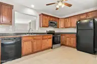4008 Lucerne Court B, Winterville, NC 28590 — 3-bedroom townhome in South Pointe, Winterville, NC, photo 10 of 43: 28-web-or-mls-IMG_0026_edit