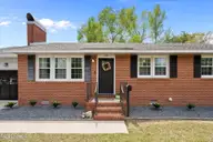 703 Christine Avenue, Jacksonville, NC 28540 — 3-bedroom home in Northwoods Park, Jacksonville, NC, photo 3 of 46: 4-web-or-mls-04