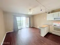 106 N Water Street 506, Wilmington, NC 28401 — 1-bedroom waterfront condo in Water Street Center Condo, Wilmington, NC, photo 7 of 15