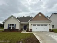 1009 Croaker Court, New Bern, NC 28562 — 3-bedroom home in Bluewater Rise, New Bern, NC, photo 1 of 36: IMG_8881