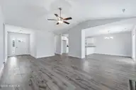 210 Windsor Run Boulevard, Jacksonville, NC 28546 — 3-bedroom home in The Vineyards, Jacksonville, NC, photo 4 of 28: DSC02503