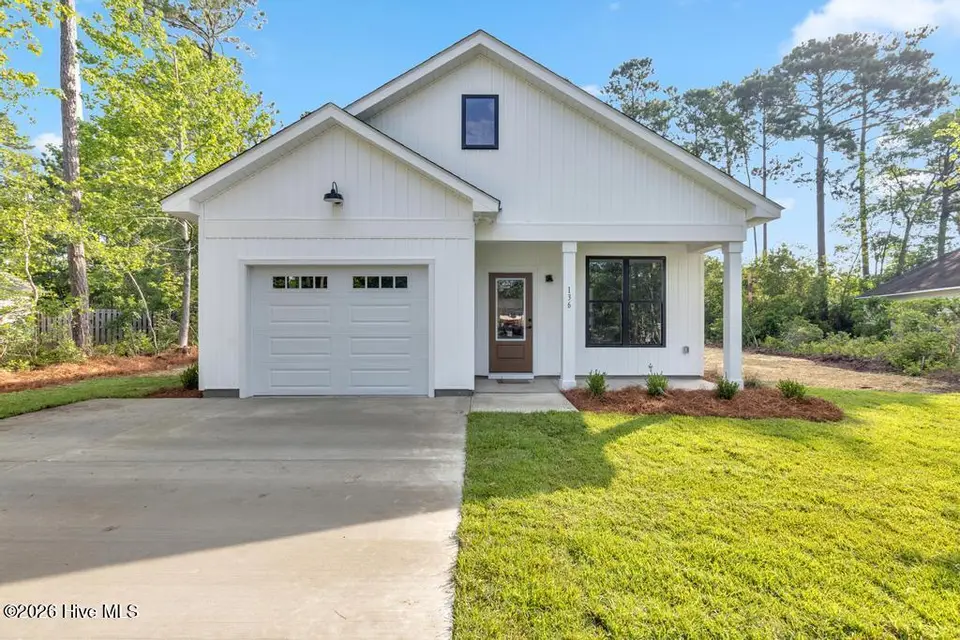 302 Pine Court, Hampstead, NC 28443 — 3-bedroom home, Hampstead, NC, photo 1 of 43: IMG_6314