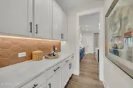 1028 Doe Place, Wilmington, NC 28409 — 4-bedroom home in Fawn Valley, Wilmington, NC, photo 17 of 41: 10- HHHunt Homes Grayson Butlers Pantry