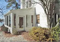 2856a Forest Hills Loop SW, Wilson, NC 27893 — 3-bedroom waterfront home, Wilson, NC, photo 9 of 58: 9 _ Sun Porch
