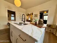 906 Dock Street, Wilmington, NC 28401 — 2-bedroom home in Downtown, Wilmington, NC, photo 15 of 33: IMG_7557