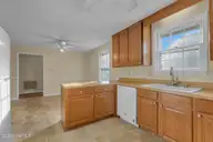 1409 Clifton Road, Jacksonville, NC 28540 — 4-bedroom home in Northwoods Park, Jacksonville, NC, photo 10 of 33: IMG_1372