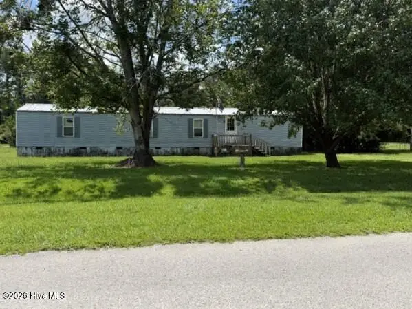 244 Kimberly Court, Rocky Point, NC 28457 — 2-bedroom manufactured home in Kimberly Estates, Rocky Point, NC, photo 1 of 15