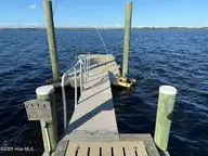 1804 River Drive, New Bern, NC 28560 — 4-bedroom waterfront home in Riverside, New Bern, NC, photo 11 of 52: IMG_1325