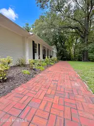 2778 Forrest Drive, Kinston, NC 28504 — 3-bedroom home in Castle Oaks, Kinston, NC, photo 10 of 43: IMG_1978