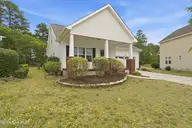 104 Lightwater Court, Aberdeen, NC 28315 — 4-bedroom home in Laurel Commons, Aberdeen, NC, photo 5 of 51: 3-print-DSC05704