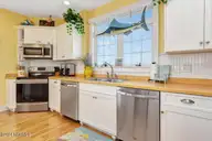 1911 Emerald Drive, Emerald Isle, NC 28594 — 5-bedroom waterfront home in Emerald Isle By The Sea, Emerald Isle, NC, photo 17 of 66: 1911 Emerald Drive