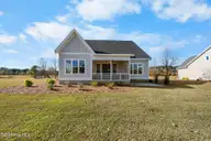 141 Sycamore Lakes Drive, Wallace, NC 28466 — 4-bedroom waterfront home in River Landing, Wallace, NC, photo 9 of 68: 141SycamoreLakesDr-27