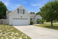 602 Walston Drive, Wilmington, NC 28412 — 4-bedroom home in Arrondale, Wilmington, NC, photo 3 of 51