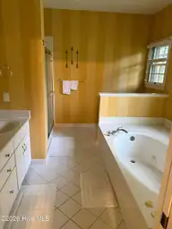 3504 Barons Way, Trent Woods, NC 28562 — 4-bedroom home in Bellefern, Trent Woods, NC, photo 5 of 23: 05_beyc6a550d60cdebe