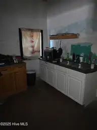 1102 Dickinson Avenue, Greenville, NC 27834 — 1-bedroom home in Higgs, Greenville, NC, photo 11 of 13