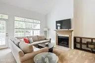 7501 Promontory Court, Wilmington, NC 28412 — 3-bedroom townhome in Telfair Summit, Wilmington, NC, photo 19 of 50