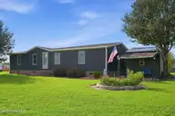259 Francktown Road, Richlands, NC 28574 — 3-bedroom manufactured home in Guy Harliss King Lots, Richlands, NC, photo 3 of 53