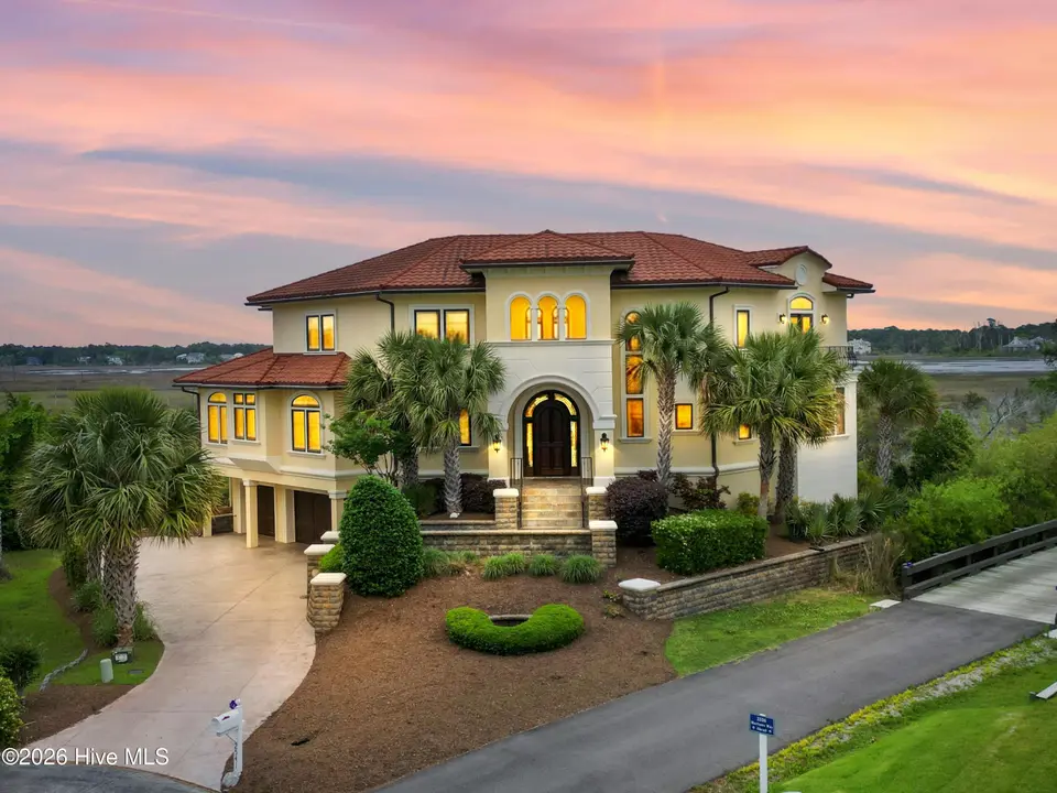 2541 Mariners Way SE, Southport, NC 28461 — 4-bedroom waterfront home in St James, Southport, NC, photo 1 of 70: 2541MarinersWaySE - 1