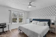 1304 E Oak Island Drive, Oak Island, NC 28465 — 2-bedroom home in Long Beach, Oak Island, NC, photo 17 of 38: 16-web-or-mls-BTS08584