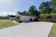 113 Sparkling Brook Way, Jacksonville, NC 28546 — 3-bedroom home in The Lands, Jacksonville, NC, photo 5 of 59: 05_beyc69da53ed2eeed
