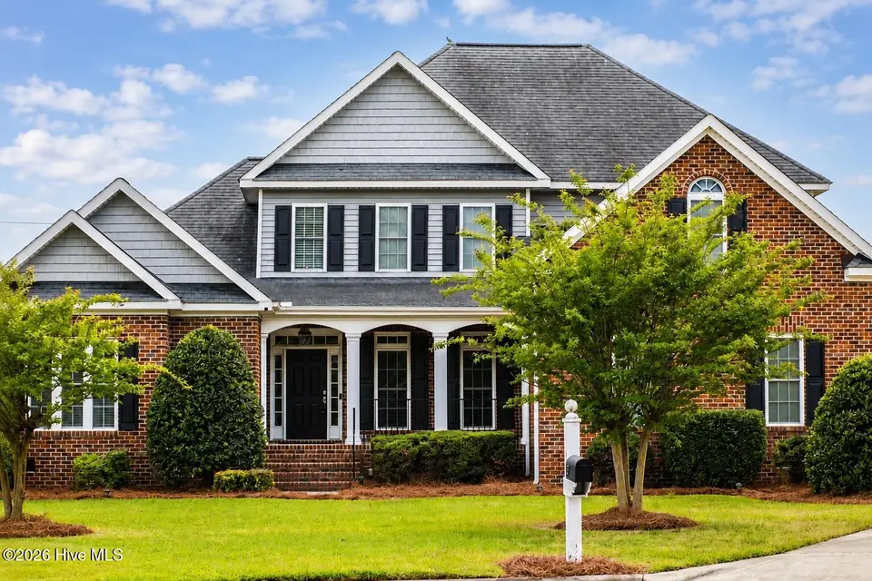 297 Foxcroft Lane, Winterville, NC 28590 — 5-bedroom home in Waterford, Winterville, NC, photo 1 of 56: FullerChoiceWinterville-5